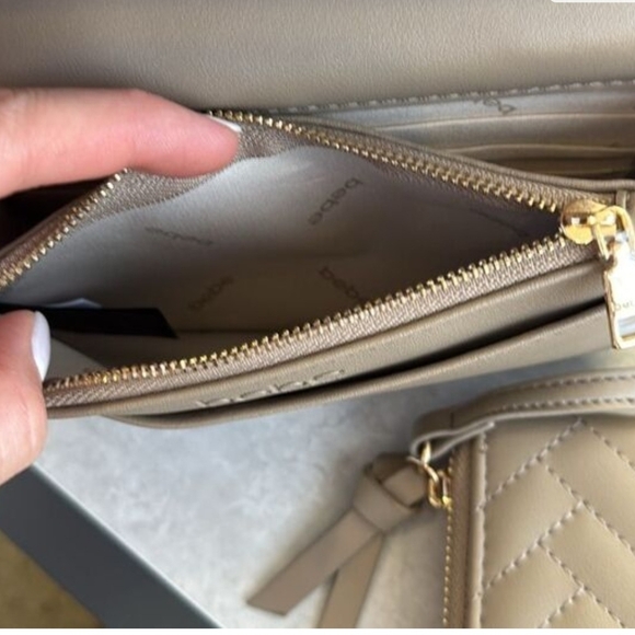 Bebe Tan Quilted Women's Bag Set - Picture 7 of 9